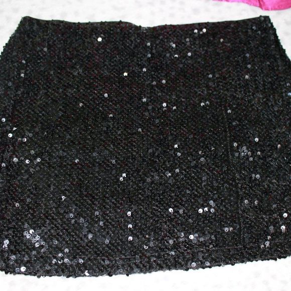 SEQUINED and Sexy - Picture 1 of 3